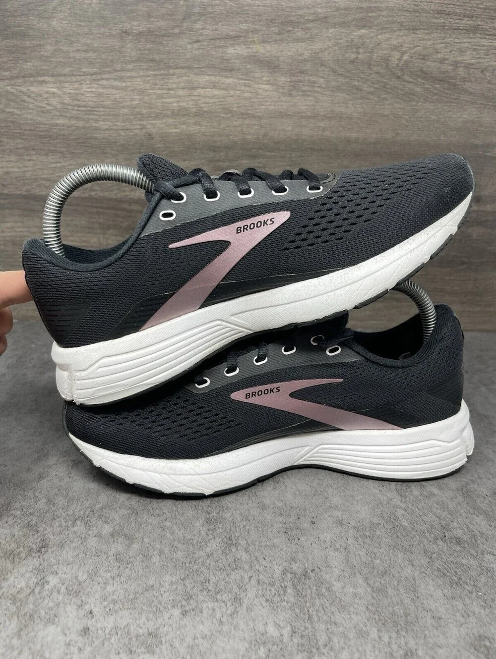 Brooks Signal 3 Black Pink Size 8 Womens Running Walking Athletic Shoes Sneakers